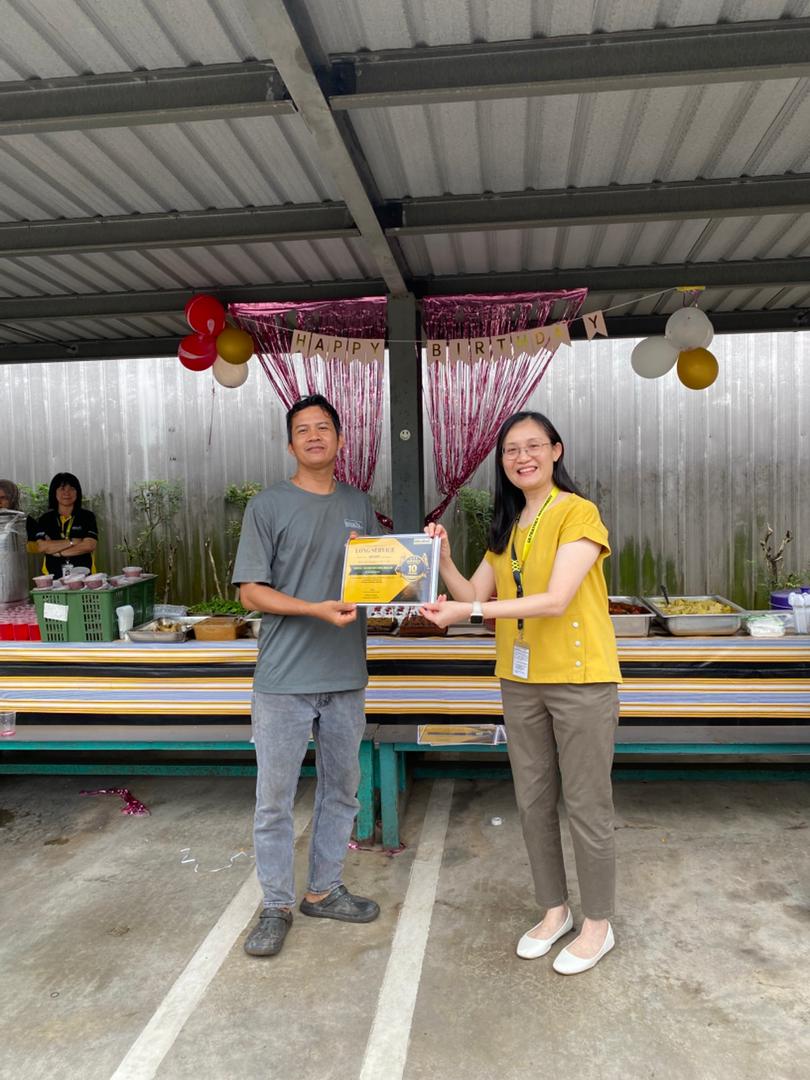 Ultratrex Honours Long-Serving Employees with Long Service Awards